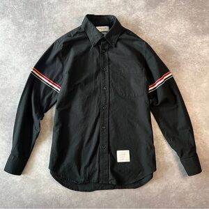 THOM BROWNE Men's Stripe
Armband Patch Button-Up Shirt Jacket
SZ 3 (L)